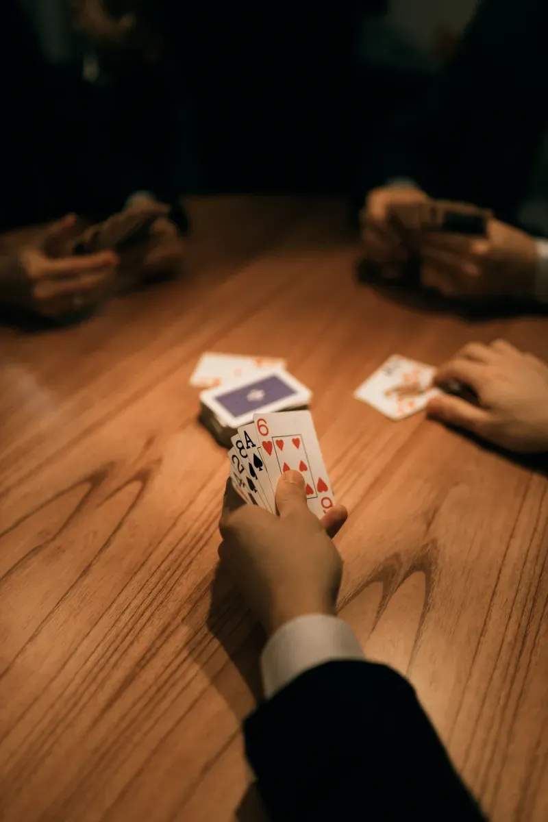 株式会社ルミナカード
